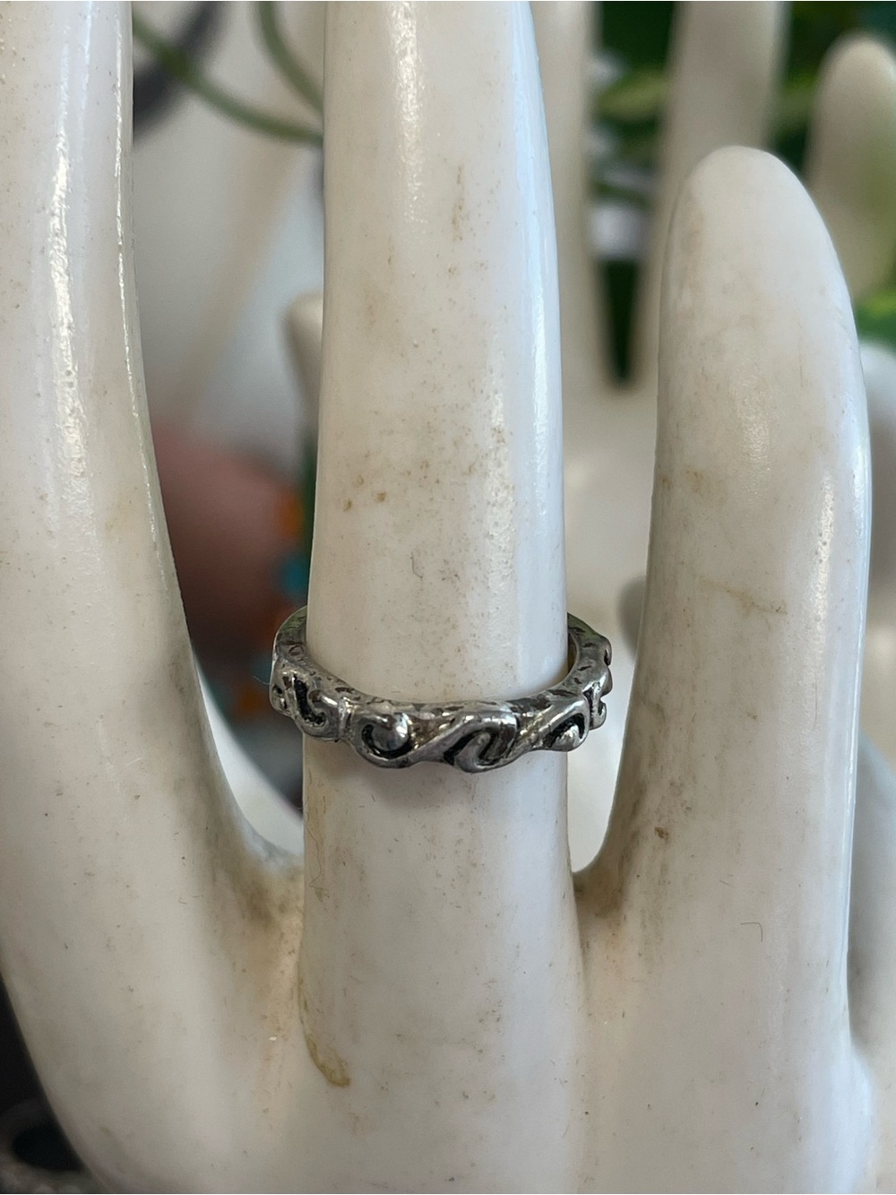 Silver Swirl Band Ring